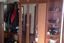Шкаф в прихожую с ротангом